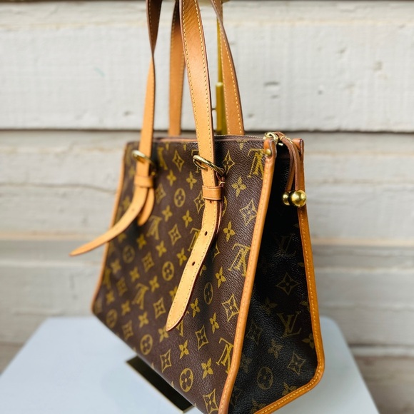 LOUIS VUITTON LV Poppincourt shoulder bag with COA - Picture 5 of 17